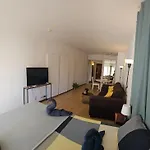 Central Tranquility City Center Apartment By Namaste Elite