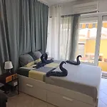 Central Tranquility City Center Apartment By Namaste Elite